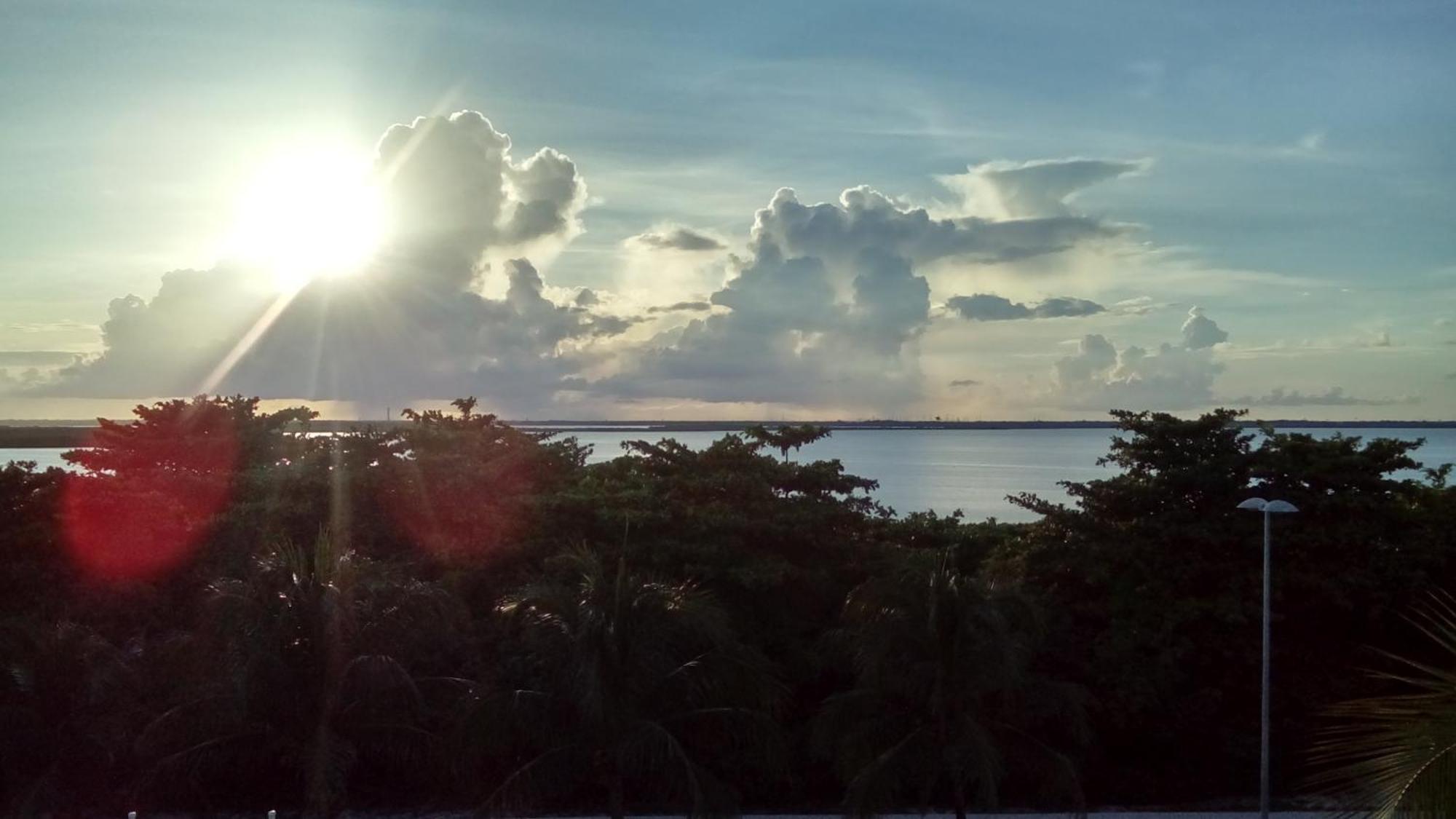 Suites Brisas Cancún Esterno foto